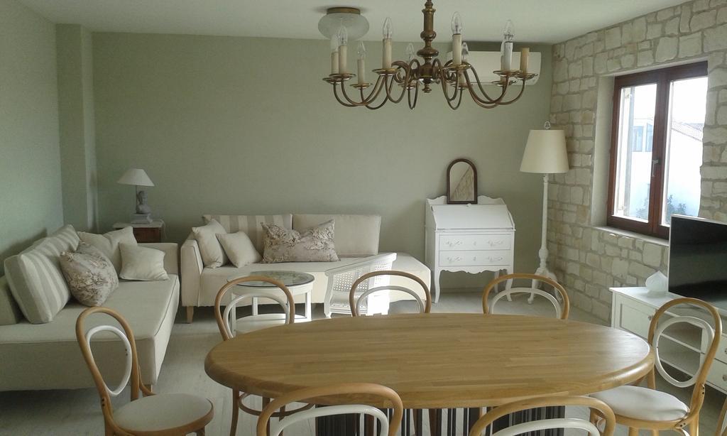 Salvia 4 Stars Apartment Porec Ngoại thất bức ảnh